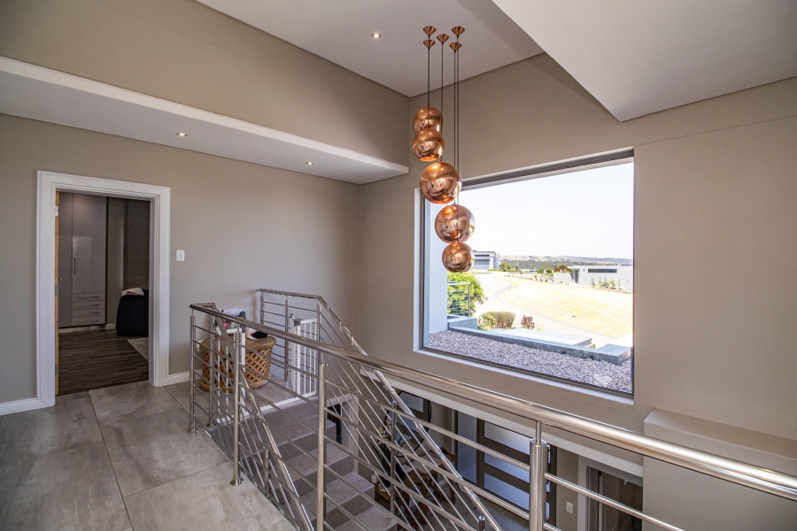 4 Bedroom Property for Sale in Oubaai Western Cape